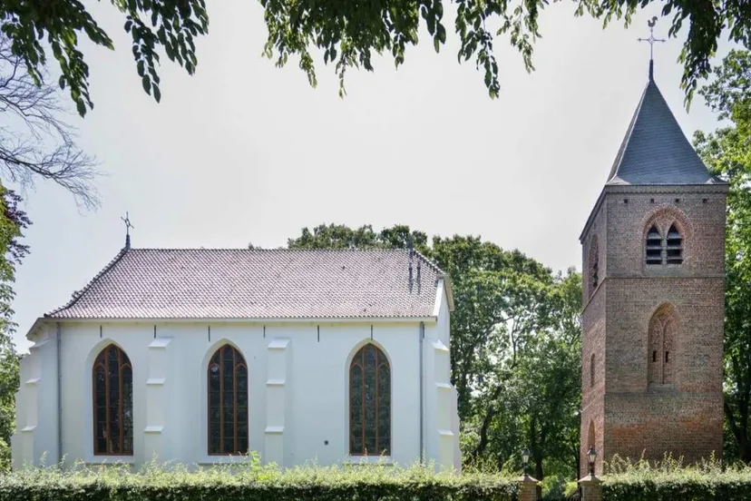 KerkOosterHesselen