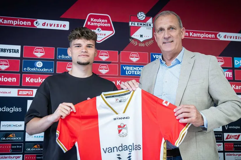 PERSBERICHT Sybrand Veldhuis maakt overstap naar FC Emmen foto Jari Leijssenaar  FC Emmen