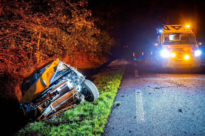 2026-10-17 auto in de sloot