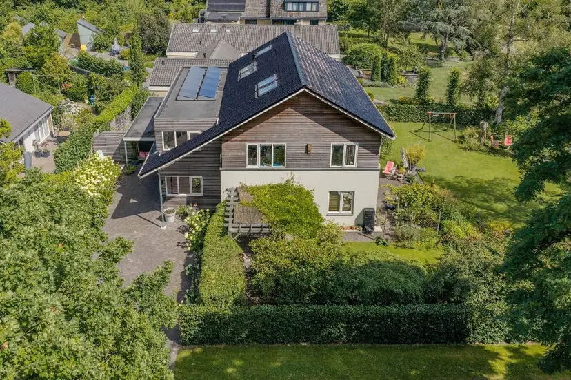 9401RC 5 Cederlaan assen 1.375.000 sinds 20-10-2026