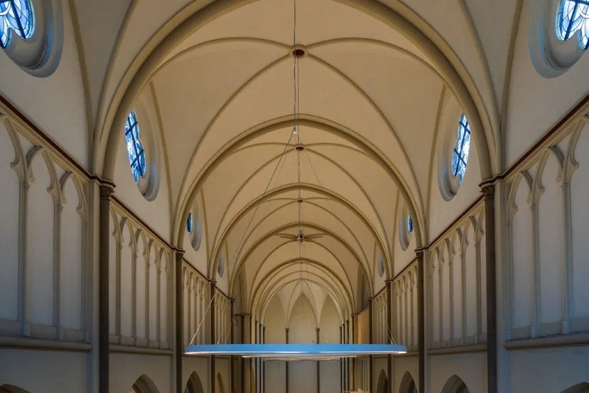 bernarduskerk foto van boei