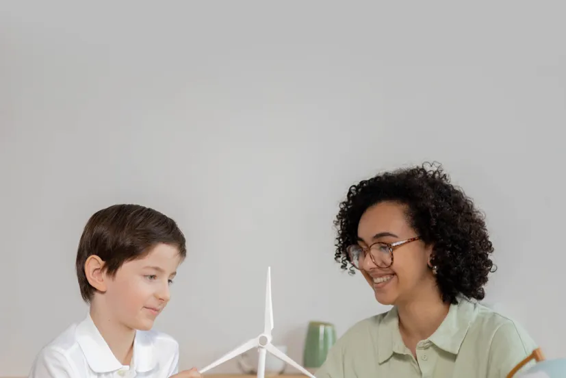 pexels artem podrez 6991094