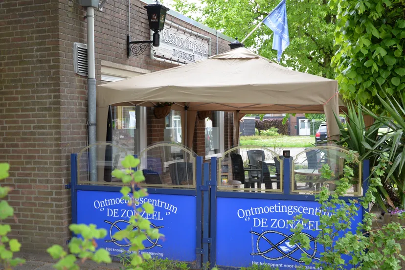 zonzeel hooge zwaluwee