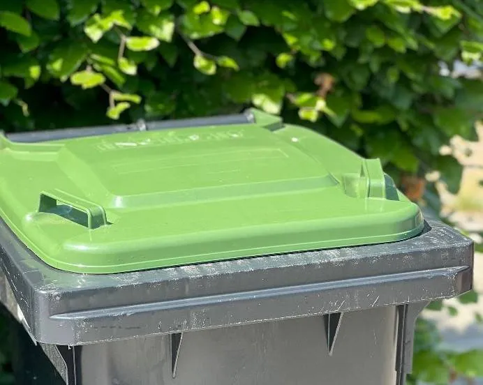 Container