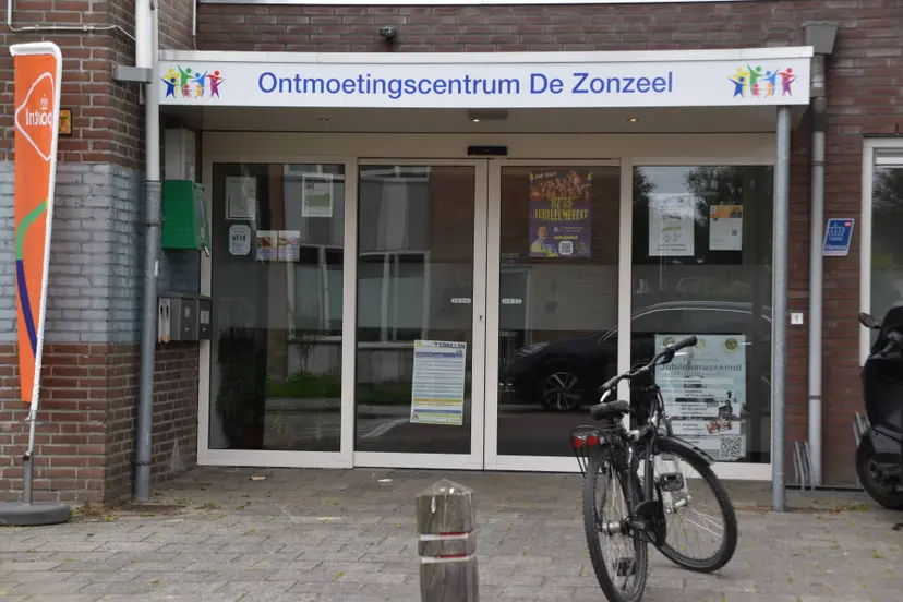 Hooge Zwaluwe_De Zonzeel