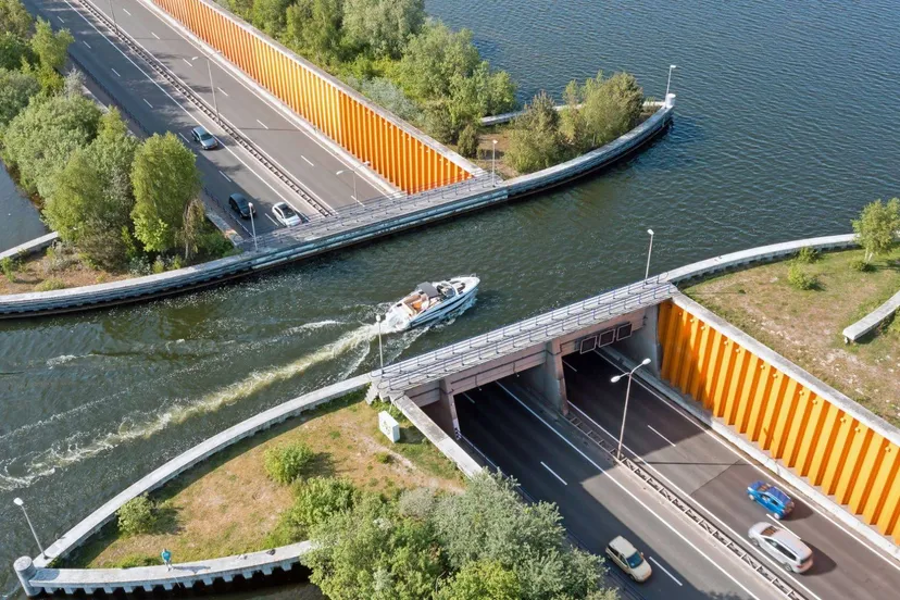 wegwerkzaamheden aquaduct prov flevoland