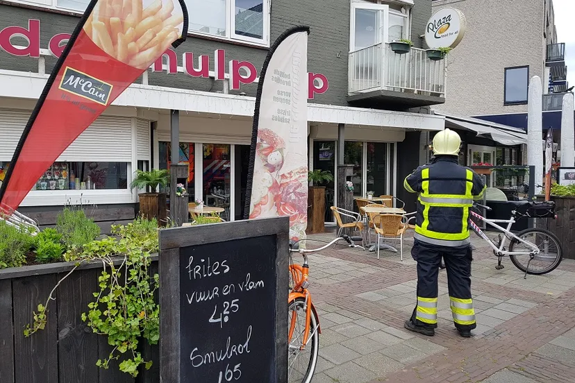 203954 vlam in de pan bij snackbar de smulpaap in druten 20170519 105241