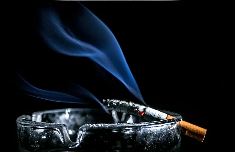 800px assef ganja cc by sa 30 assef elweter wikimedia brandende sigaret