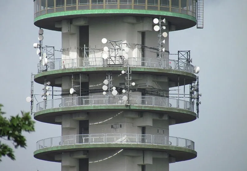 800px kpn zendmast hilversum