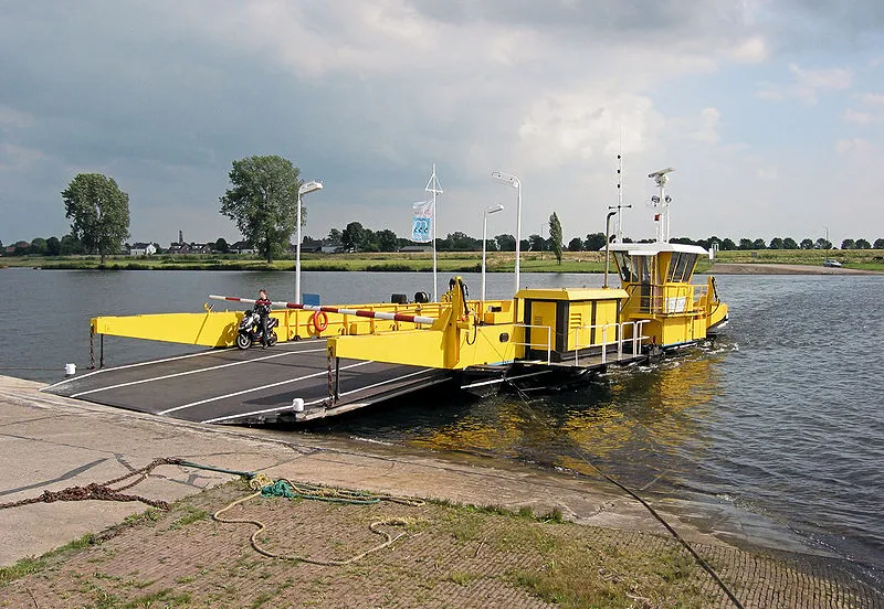 800px oijen veerpont rasbak cc by sa 30