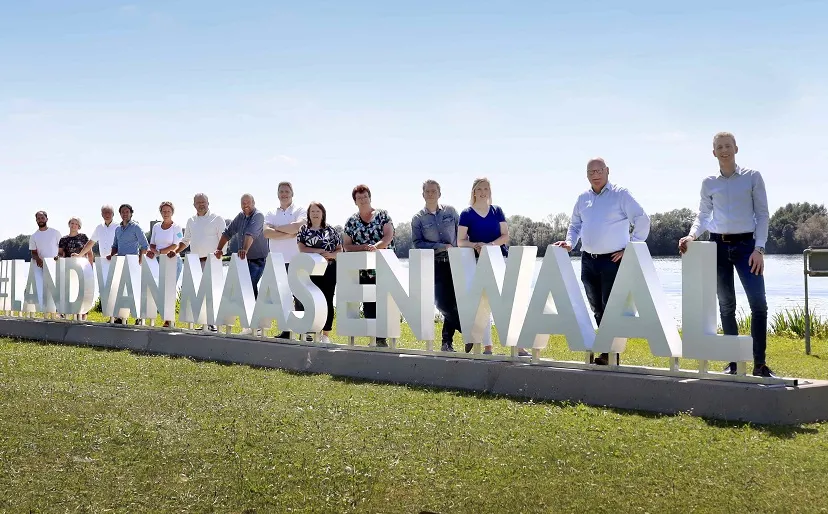 9902 rbt menw xl hansbarten2022