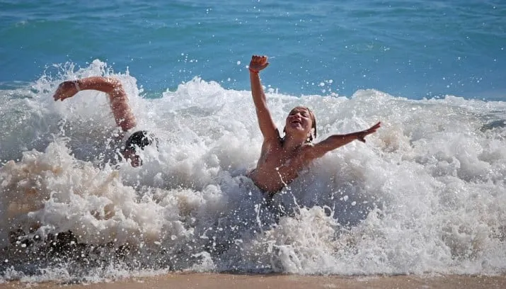 beach 1192125 960 720 715x408