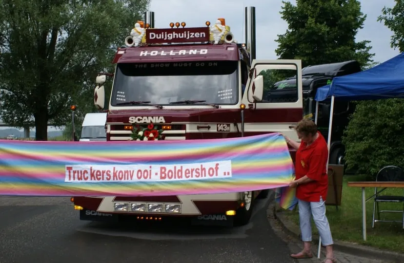 boldershof truckerskonvooi