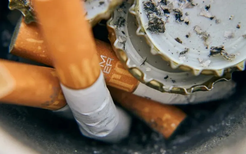 cigarette 4643509 1280 915x518 1