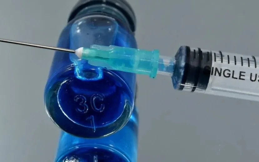 corona vaccin 915x518 1