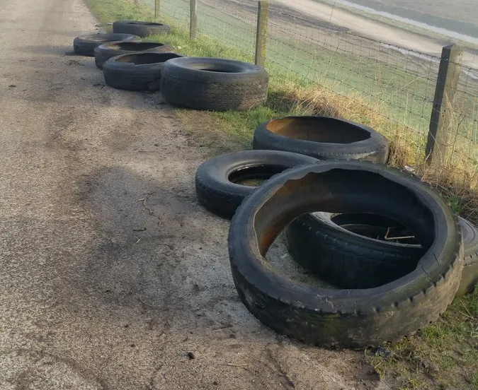 gedumpte banden afferden