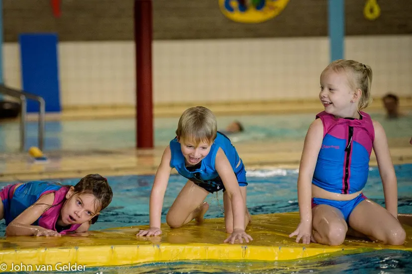 gezinsavond zwembad de gelenberg te druten