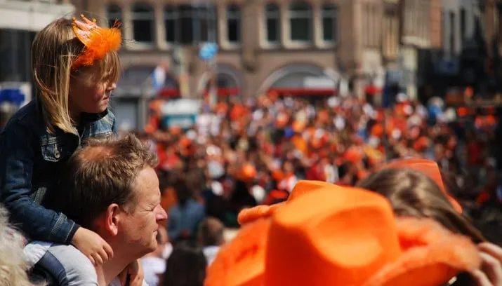 koningsdag kind hq flickrcom spotter nl cc by 20 715x408