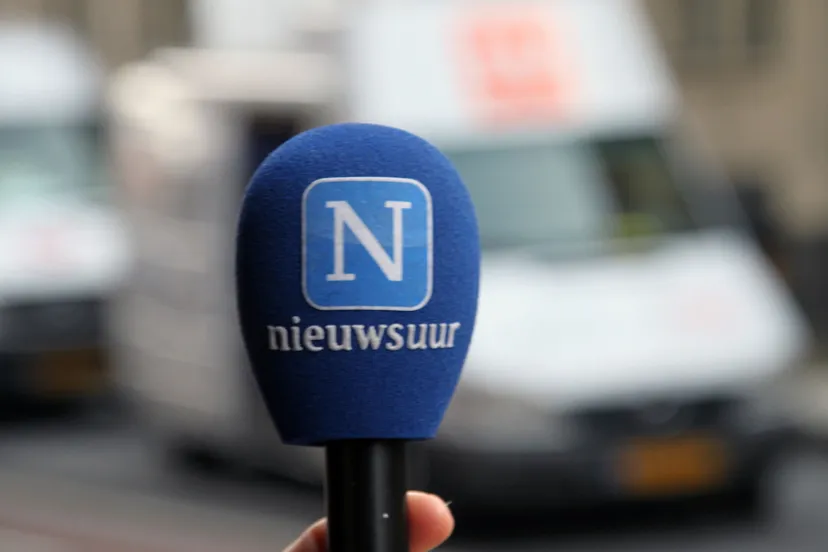 nieuwsuur microfoon