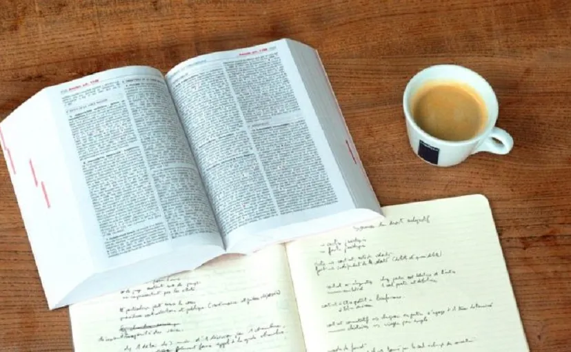 right 2746187 896 511