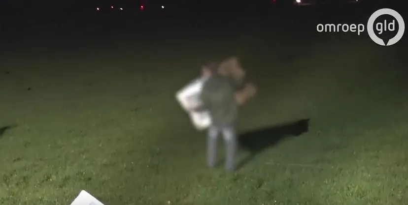 vaatwasser stelen gekantelde vrachtwagen puiflijk