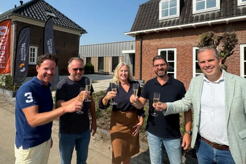 feestelijke oplevering appartementen zorg voor horssen