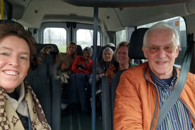 In-de-bus-IMG-20230404-WA0006-1536x1184