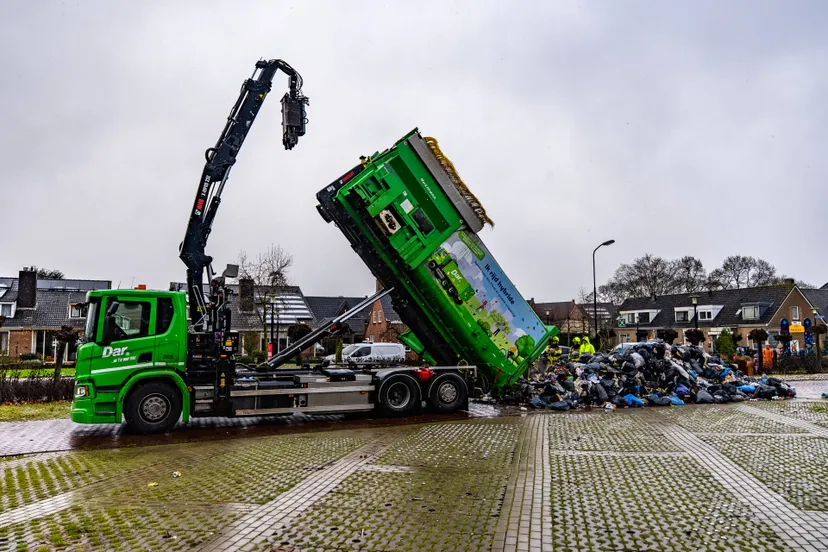 74ed613e-3762-49e7-a4c6-7def74a10cbc