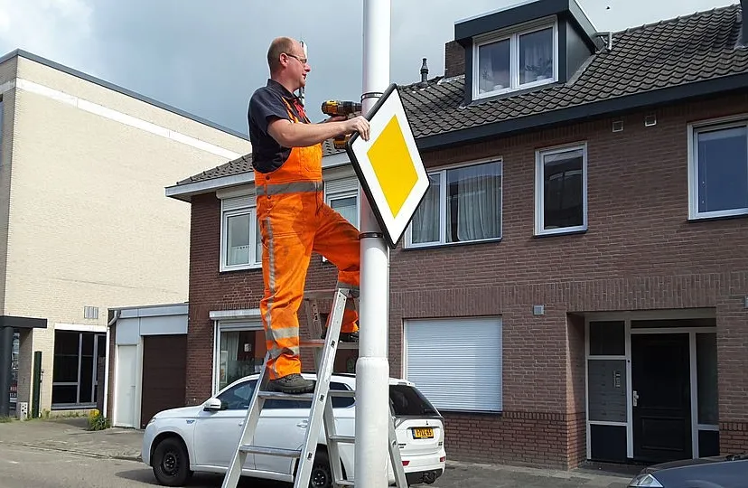 csm pb129 minder verkeersborden 42d3a0545f