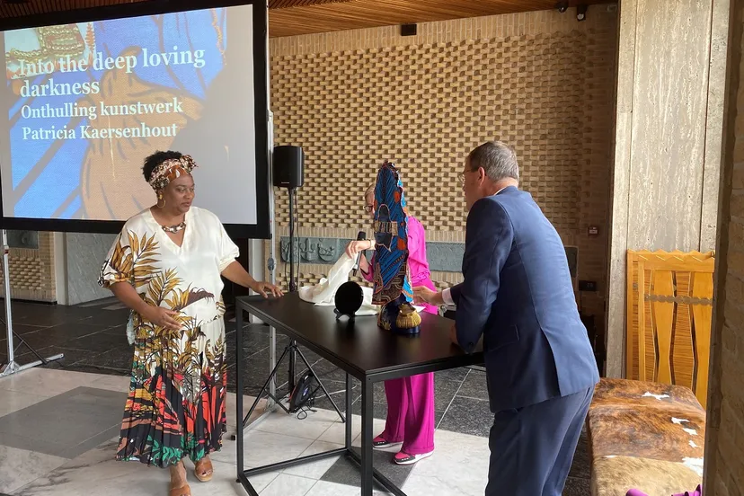 foto kunstwerk slavernijverleden