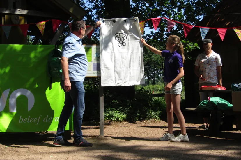 ivn onthulling van het informatiebord