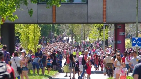 02c694b6 7a70 46dc 9503 e4a4dbaeff09