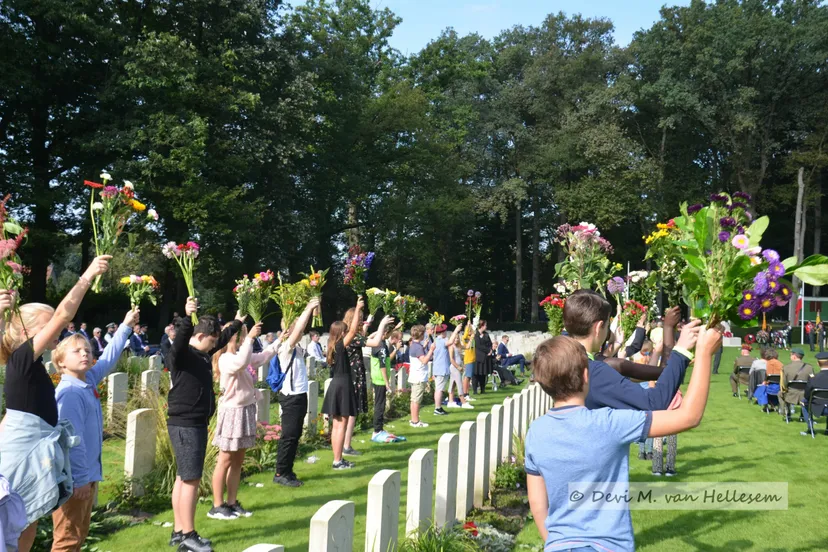 19 09 2021 begraafplaats dm van hellesem 32 scaled