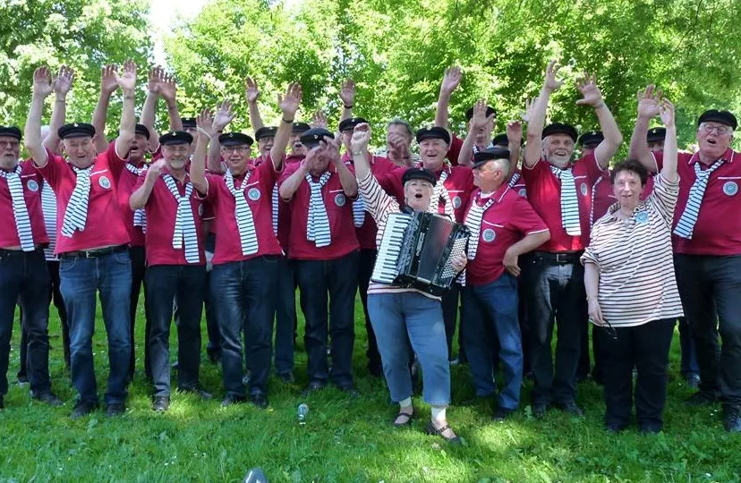 19601541 1451096744950758 3697812265994488435 n