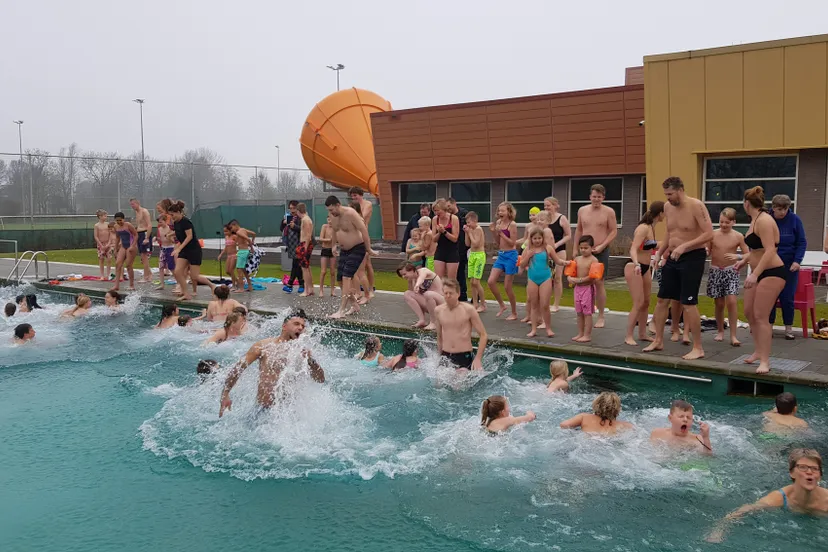 200101nieuwjaarsduik