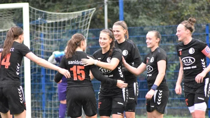 21cc3bca 5cb8 402c aac5 92f48bb8f531