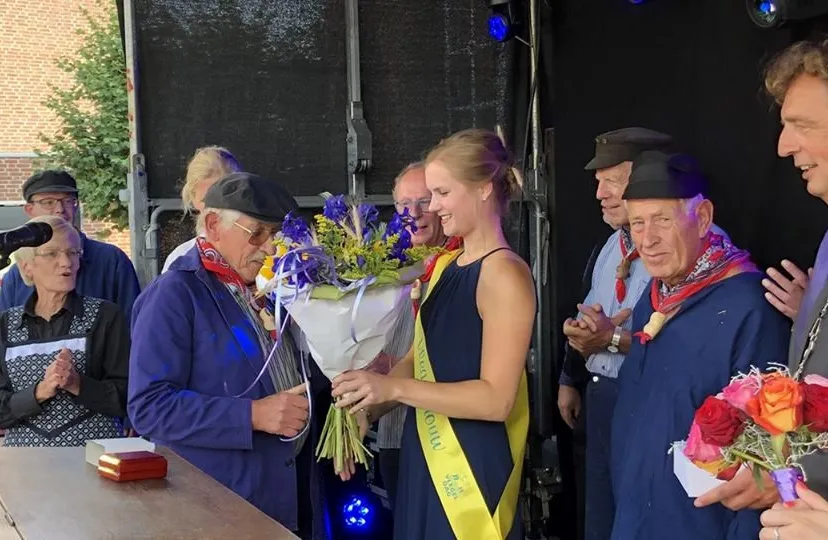 39871958 1892074590873230 6902244583359381504 n