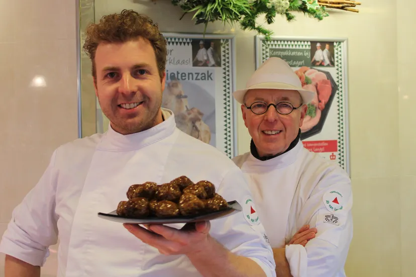 ab en arie van leeuwen met de wildgehaktballetjes van topslagerij van leeuwen uit lunteren