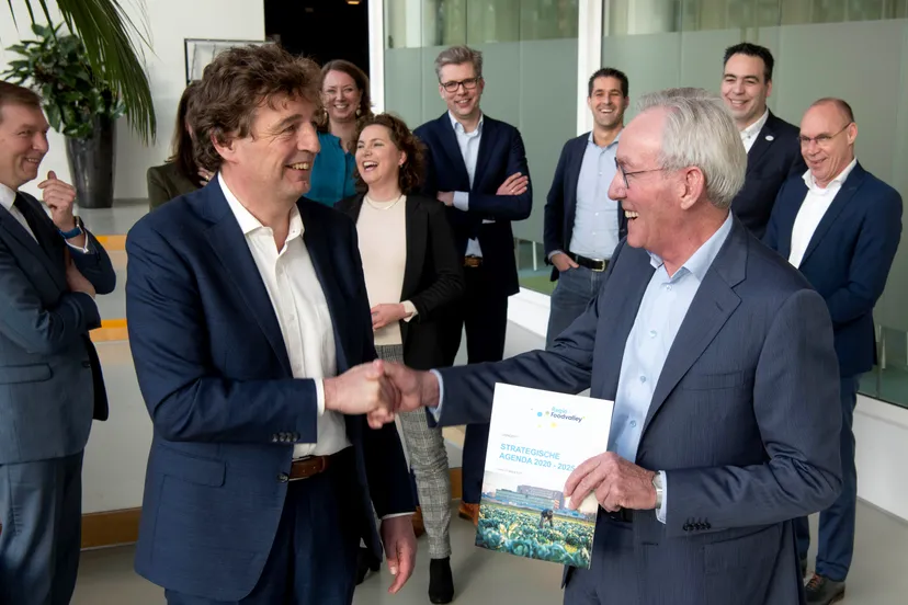 apa20200203rm rfv overhandiging ede 02