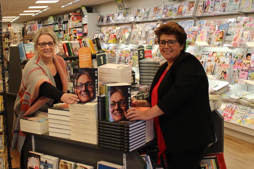 boek de spiegel bij the readshop lunteren