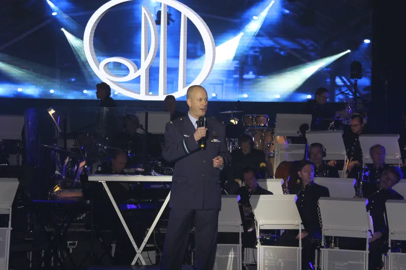 commodore robert adang edenieuwsnl