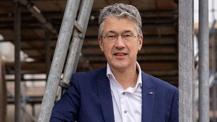 csm pb096 leonmeijer 4ff1e36705