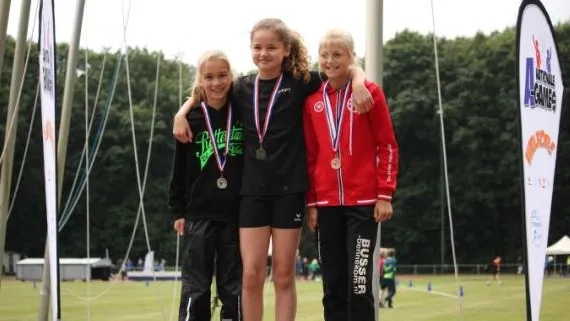 d33d65b5 c161 4f18 a6eb 184888b41fe2