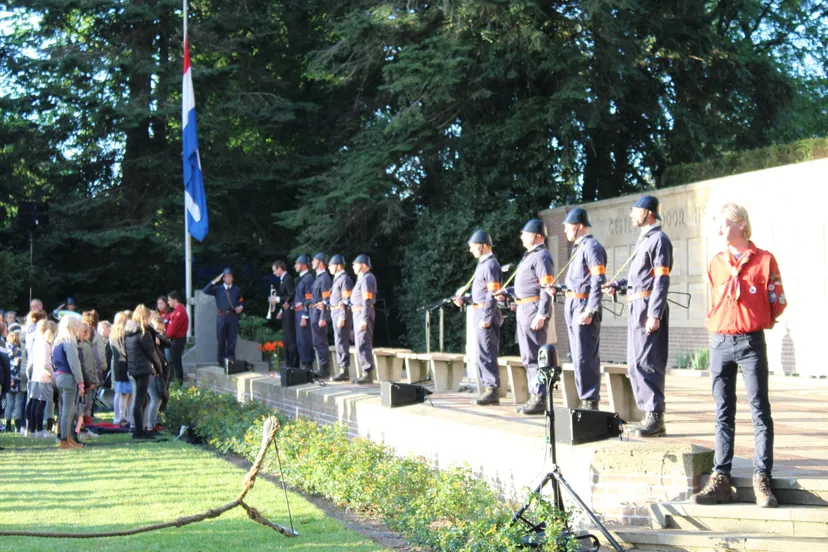 dodenherdenking 4 mei 2019 bij erebegraafplaats het mausoleum in ede