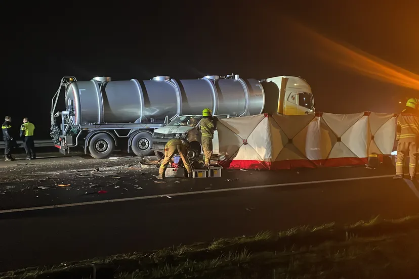 e9cf5049 ba79 4f69 b353 ec4b0a35ef55