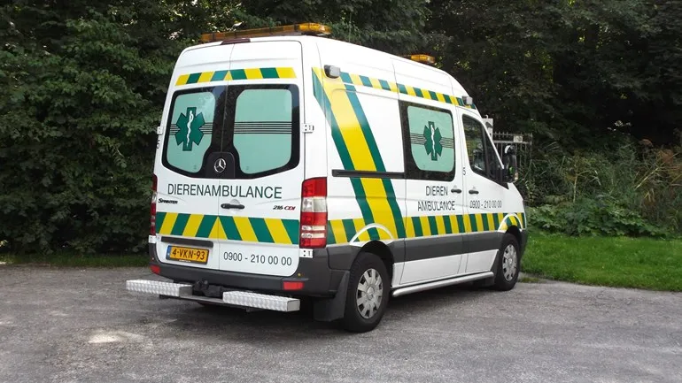 een dierenambulance foto wikimedia commons