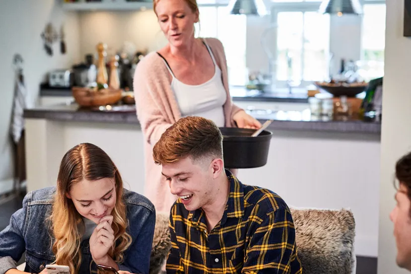 jdg 23 08 18 stiefgoed stills kleur ib5a6729 1jpg2