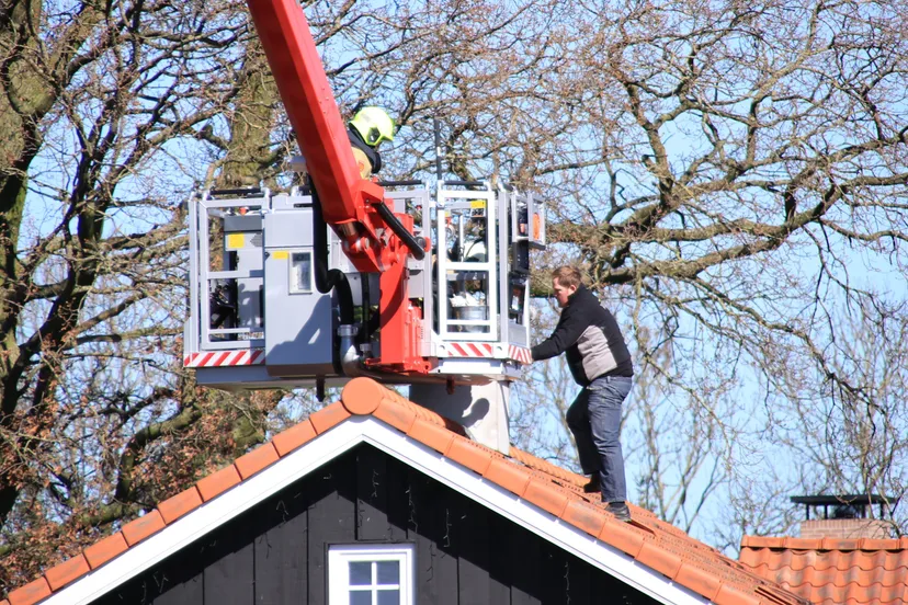 lunteren brand schoorsteen