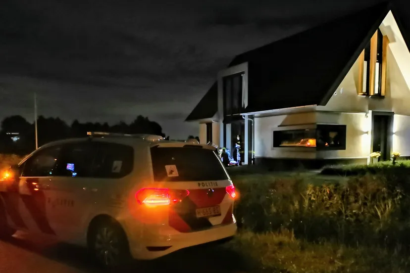 man valt uit raam ede zuiderkade
