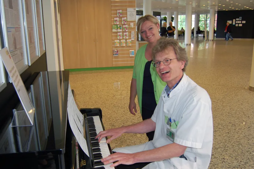 piano in hal ziekenhuis 1gelderse vallei